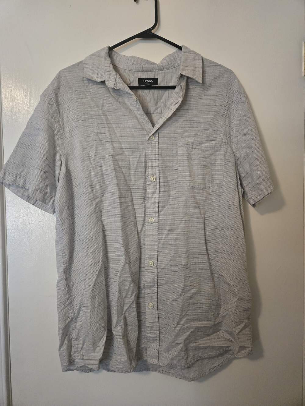 Urban Outfitters Light Gray Short-Sleeve Button-Up Shirt